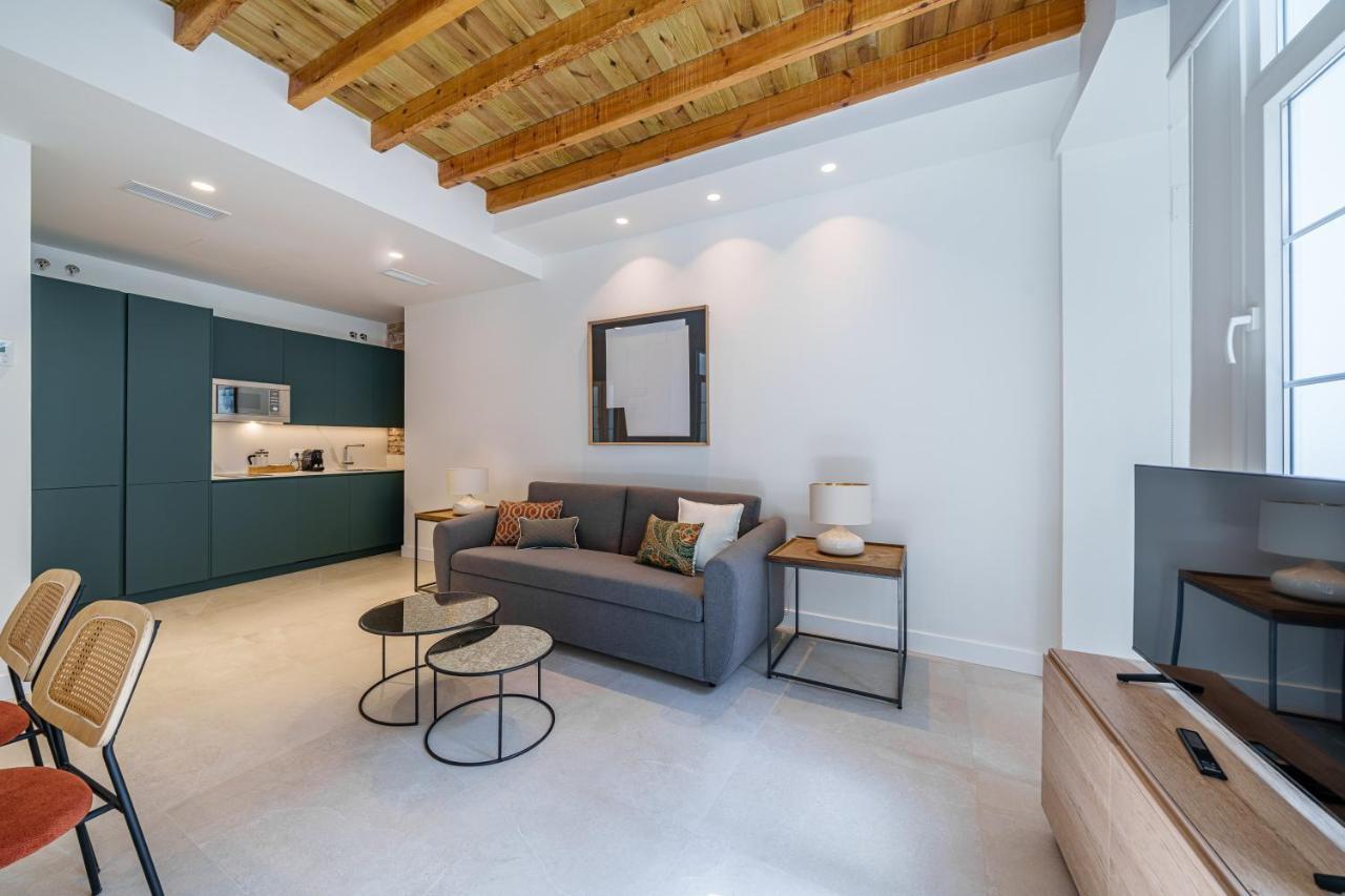 Homely Malaga Mariblanca 17, Vegafuente Apartments Exterior photo